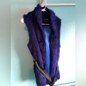 Forever 21 faux fur vest
